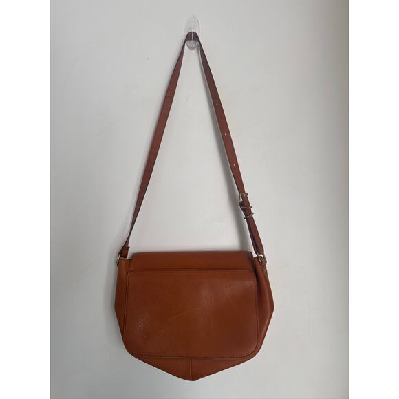 Madewell The Abroad Leather Shoulder Bag in Toffee - Picture 6 of 10